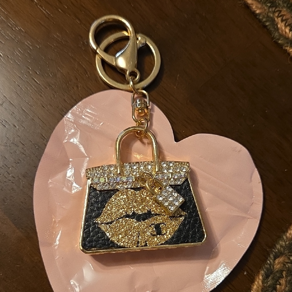 Gold and Black Purse Keychain with Rhinestones NWOT  Just Lovely On Purse